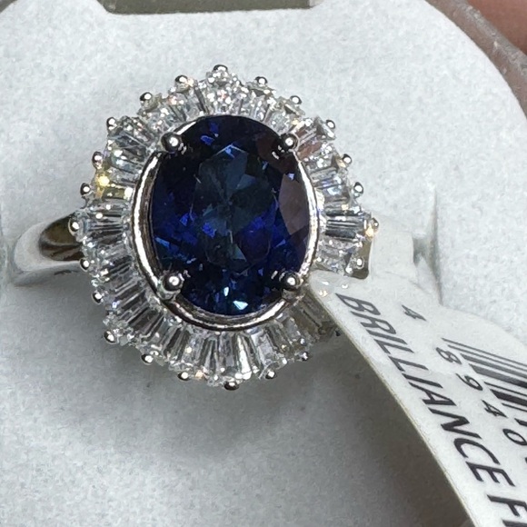 Sterling Silver Oval Created Sapphire Halo Ring Classic Elegant Style Size 7.5 - Picture 4 of 16